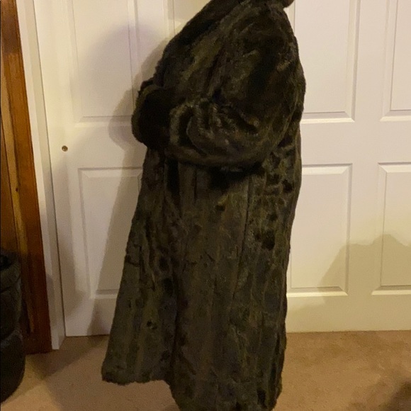 Women’s Reversible Faux Fur/Leather Brown Coat - Picture 4 of 5